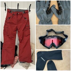 Bundle like new Snowboarding Pants, gloves, goggles, socks, adjustable belt